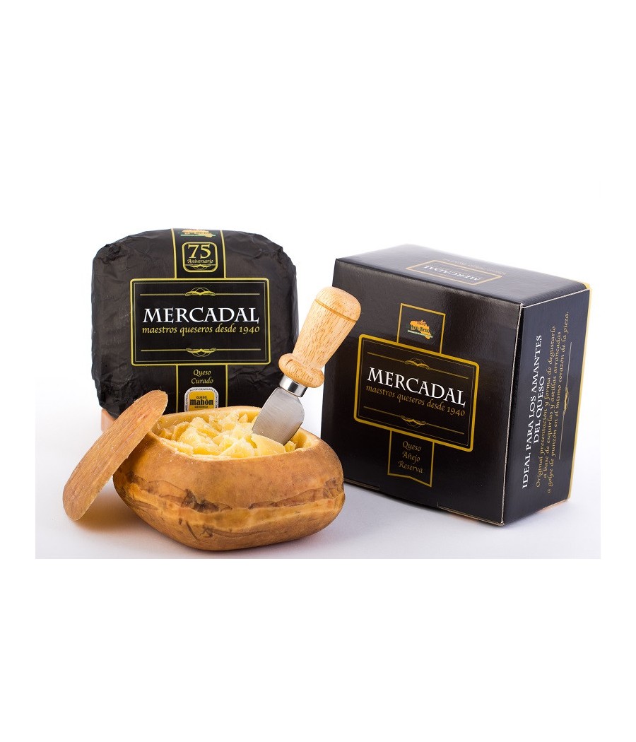 Añejo Mahón cheese Mercadal with pasterized cow milk, D.O. Mahon - WHOLE 700 g