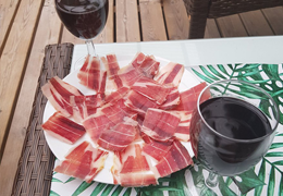 The best gift for mother’s day, It’s a Spanish ham!