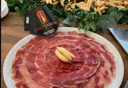 Ham cutter for events and congress in Barcelona